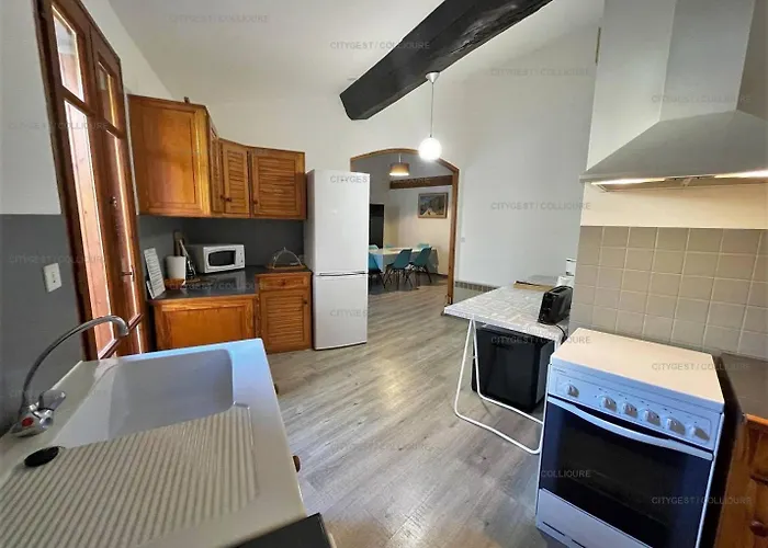 6volt21 Pour 6 Personnes Au Coeur Du Faubourg Appartamento Collioure